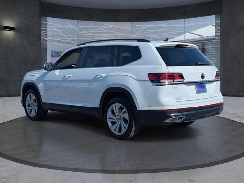2022 Volkswagen Atlas 2.0T SE w/Technology