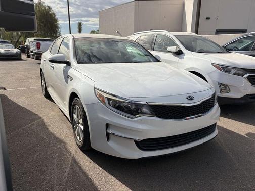 Snow White Pearl 2018 Kia Optima LX