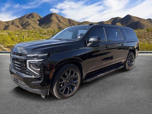 Black 2025 Chevrolet Suburban RST