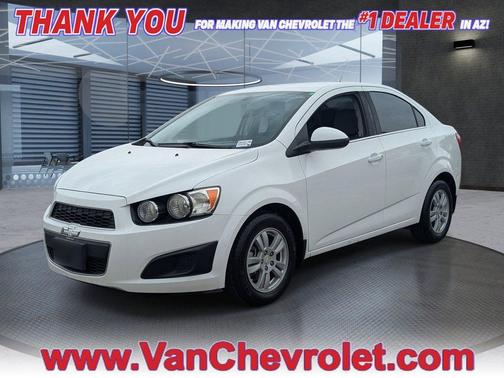 Summit White 2016 Chevrolet Sonic LT