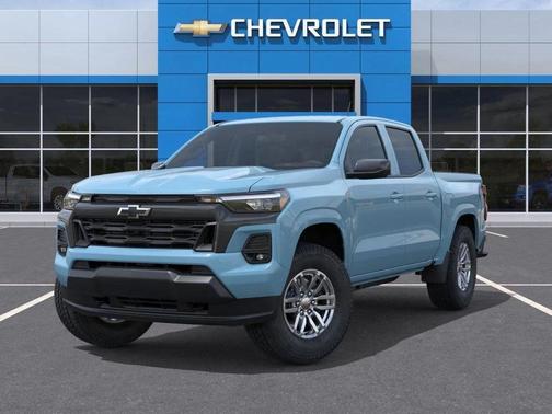 Snowdrift Metallic 2026 Chevrolet Colorado LT