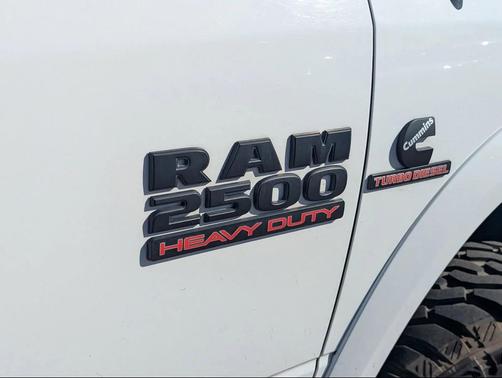 2016 RAM 2500 Laramie