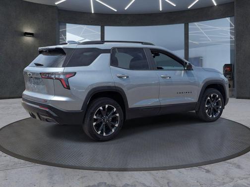 Sterling Gray Metallic 2026 Chevrolet Equinox FWD RS