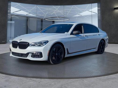 2017 BMW 750 I