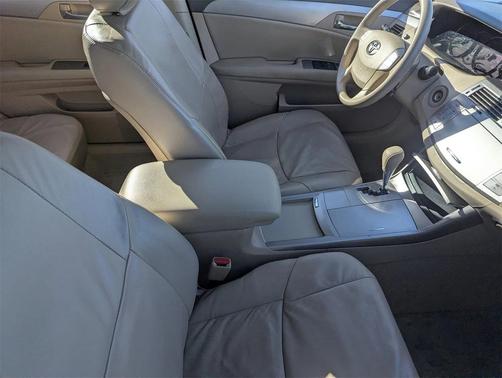 2009 Toyota Avalon XL