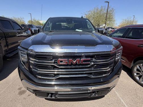 Onyx Black 2023 GMC Sierra 1500 SLT
