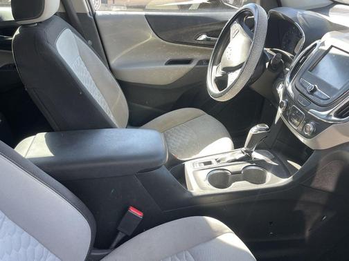 Mosaic Black Metallic 2018 Chevrolet Equinox LS