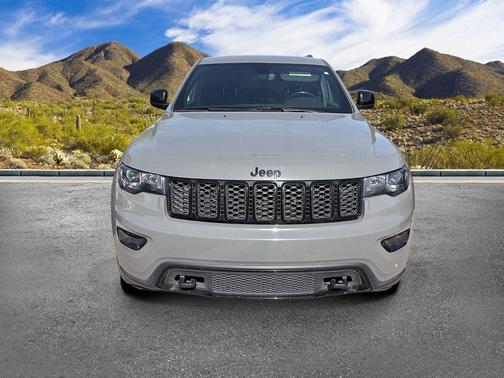 2019 Jeep Grand Cherokee Upland