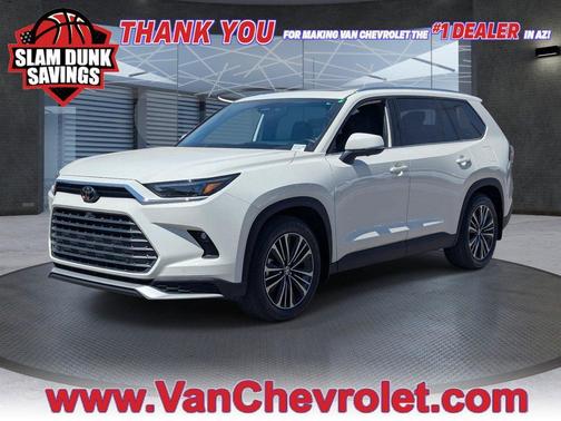 Off-White 2024 Toyota Grand Highlander Hybrid Limited MAX