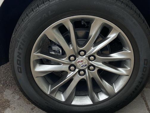 White Frost Tricoat 2024 Buick Enclave Avenir AWD