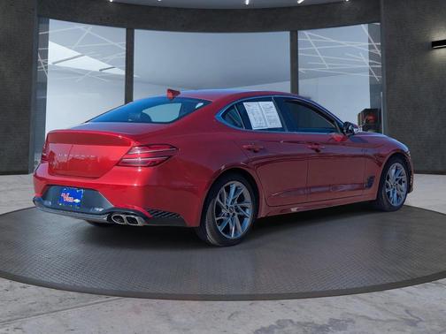 2022 Genesis G70 2.0T RWD