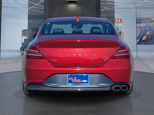 2022 Genesis G70 2.0T RWD