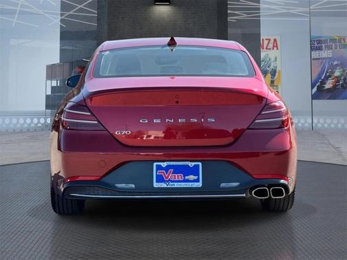 2022 Genesis G70 2.0T RWD
