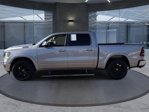 Billet Silver Metallic Clearcoat 2022 RAM 1500 Laramie