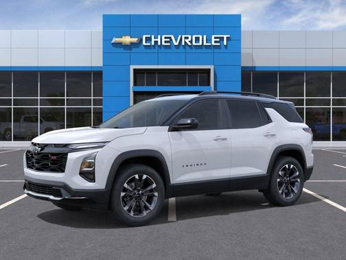 Polar White Tricoat 2026 Chevrolet Equinox FWD RS