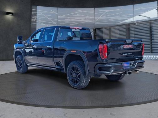 2022 GMC Sierra 2500 Denali