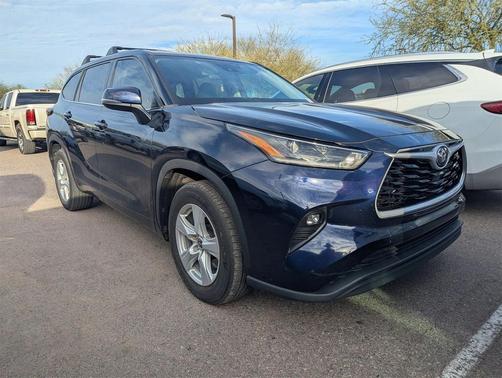 2021 Toyota Highlander LE