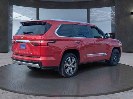 2024 Toyota Sequoia Capstone