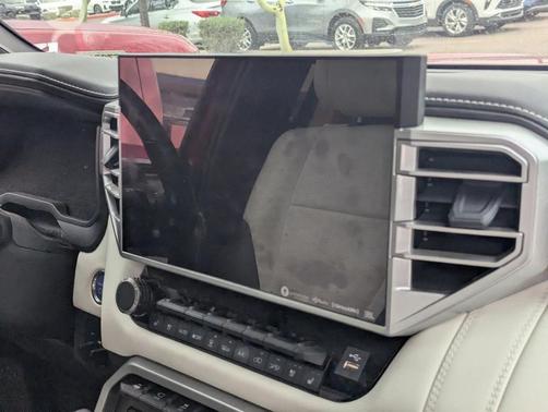 2024 Toyota Sequoia Capstone