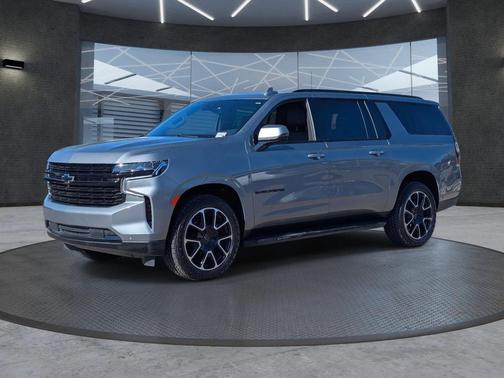 2023 Chevrolet Suburban RST