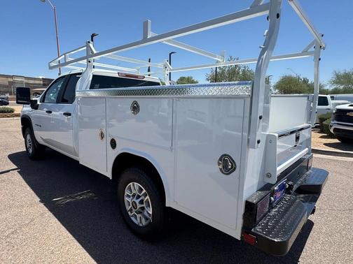 2025 Chevrolet Silverado 2500 WT
