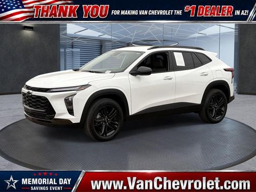 Summit White 2025 Chevrolet Trax FWD ACTIV