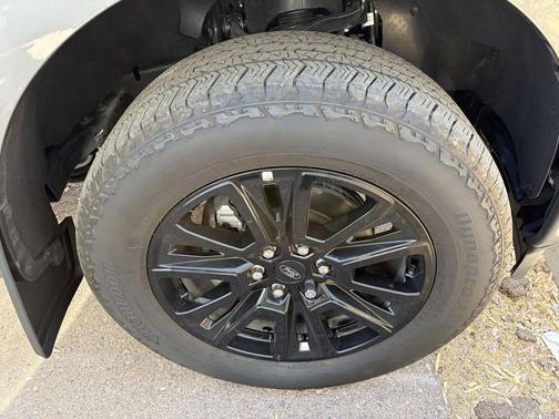 Carbonized Gray Metallic 2024 Ford F-150 Platinum