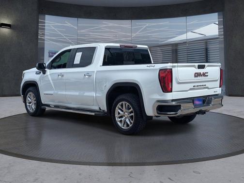 Summit White 2020 GMC Sierra 1500 SLT