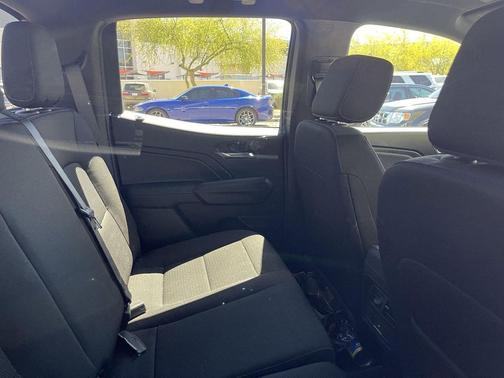 Summit White 2025 GMC Canyon Elevation