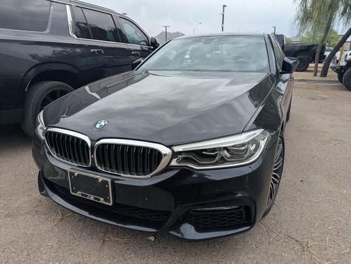 Black 2017 BMW 540 540i