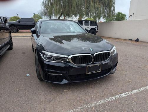 Black 2017 BMW 540 540i