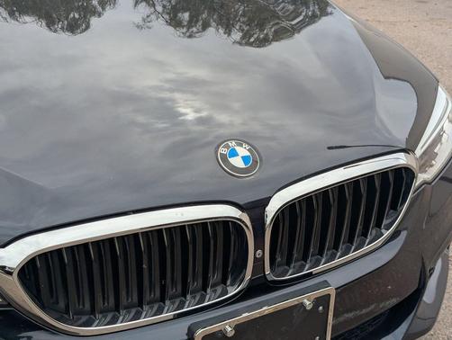 Black 2017 BMW 540 540i