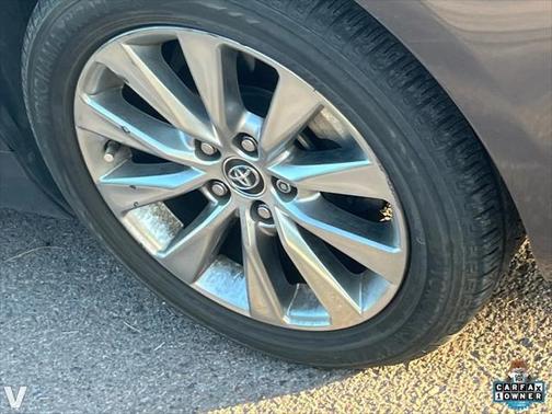 2016 Toyota Camry XLE