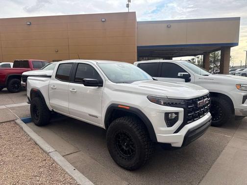 Summit White 2026 GMC Canyon Elevation