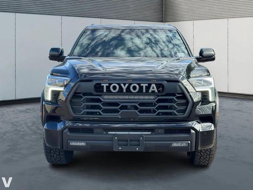 2025 Toyota Sequoia SR5