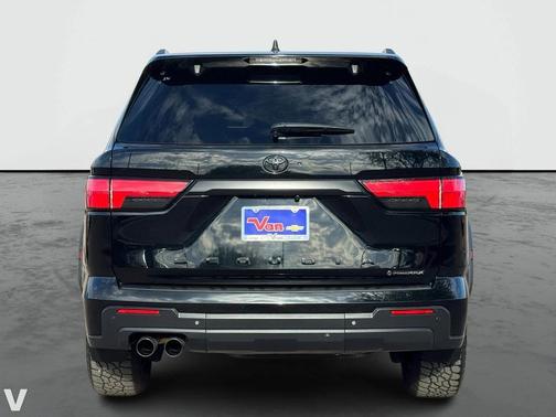 2025 Toyota Sequoia SR5