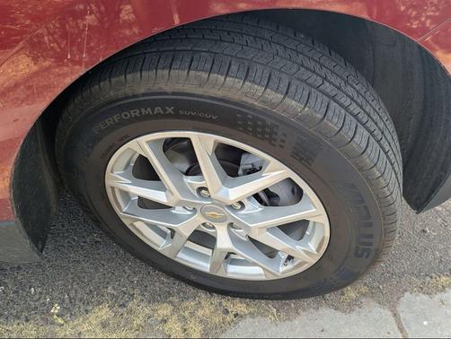 Radiant Red Tintcoat 2024 Chevrolet Equinox 1LT