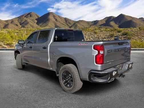 Sterling Gray Metallic 2024 Chevrolet Silverado 1500 LT Trail Boss