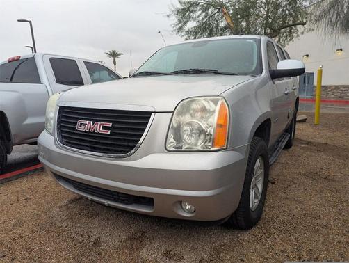 2011 GMC Yukon SLE