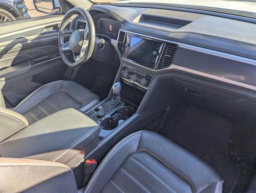 2020 Volkswagen Atlas Cross Sport 3.6L V6 SEL Premium R-Line