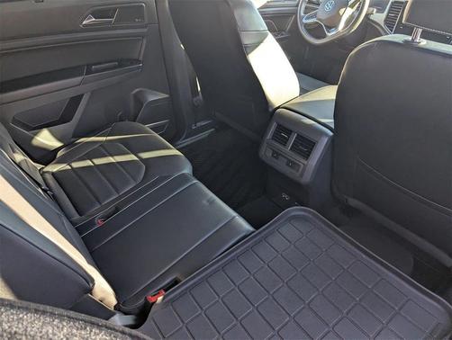 2020 Volkswagen Atlas Cross Sport 3.6L V6 SEL Premium R-Line