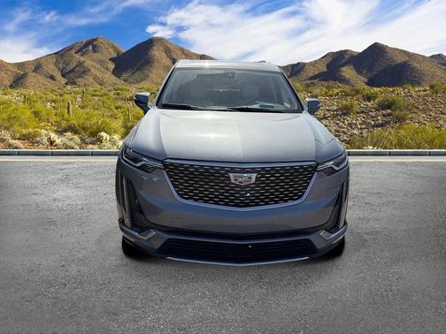 Argent Silver Metallic 2023 Cadillac XT6 Premium Luxury FWD