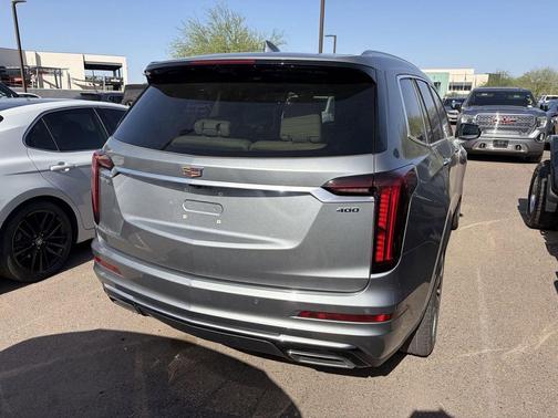 Argent Silver Metallic 2023 Cadillac XT6 Premium Luxury FWD