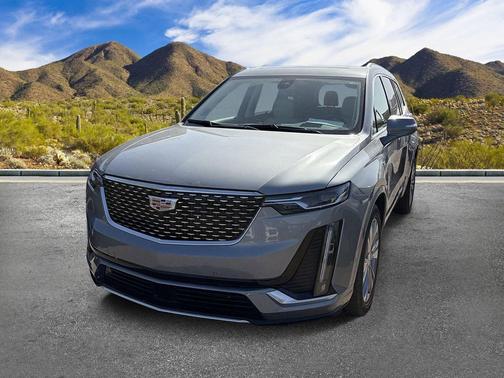 Argent Silver Metallic 2023 Cadillac XT6 Premium Luxury FWD