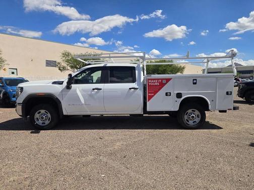 2025 GMC Sierra 2500 Base