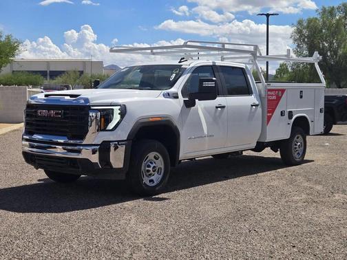 2025 GMC Sierra 2500 Base