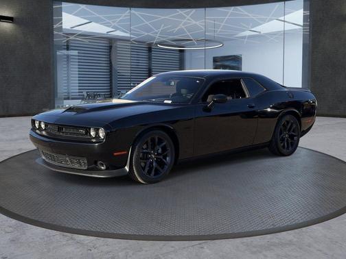 Pitch Black Clearcoat 2023 Dodge Challenger R/T
