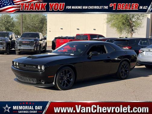 Pitch Black Clearcoat 2023 Dodge Challenger R/T