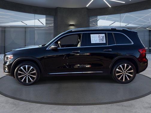 Black 2023 Mercedes-Benz GLB 250 Base