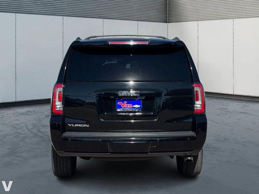 2020 GMC Yukon SLT